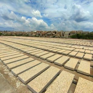淮北 黄金麻荔枝面花岗岩石材地铺石防护中