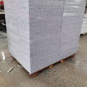 淮北 芝麻白火烧面1.8厚300*600地铺石，尺寸标准，厚薄均匀