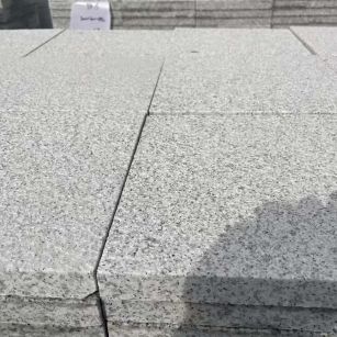 淮北 白麻花岗岩石材推荐 荔枝面地铺石