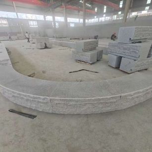 淮北 芝麻白异形坐凳，自然面光面弧形加工