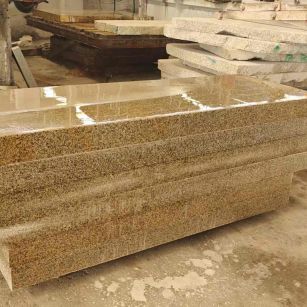 淮北 黄金麻栏杆料半成品加工中