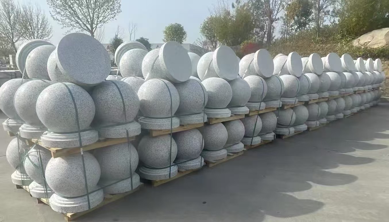 淮北 白麻花岗岩石材圆球，石球，挡车球，隔离球，景观石球，风水球等