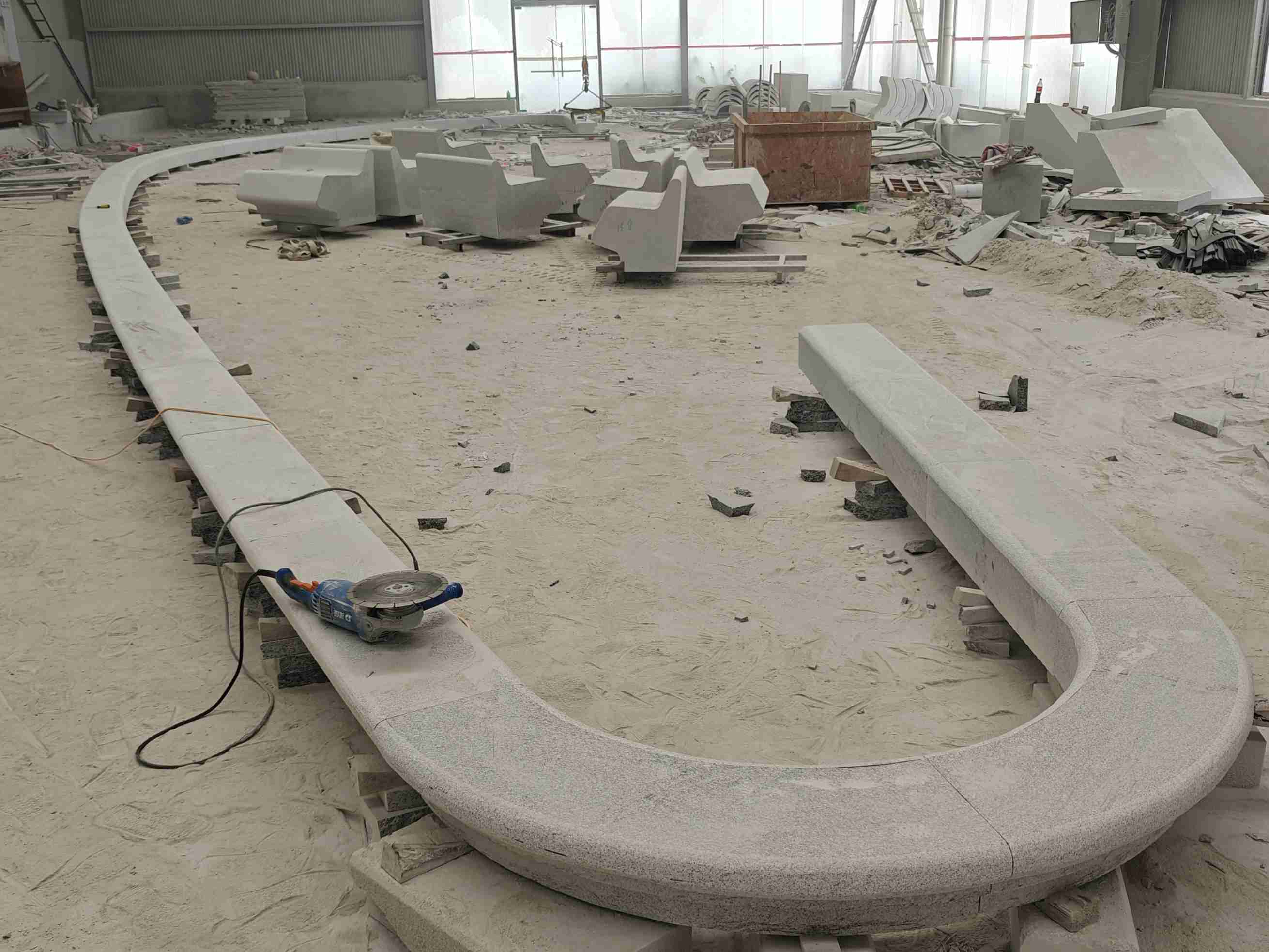 淮北 芝麻白花岗岩弧形花坛石，坐凳石