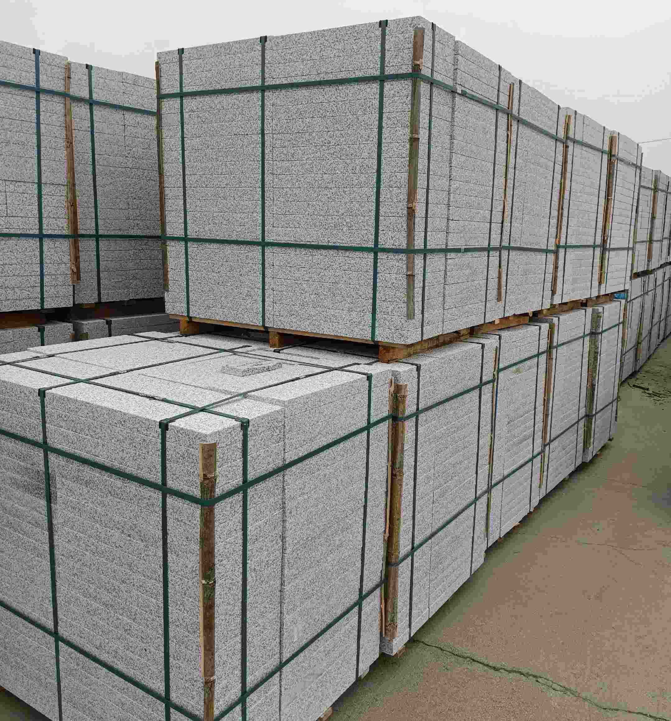 淮北 白麻花岗岩石材荔枝面地铺石（300*600*50）