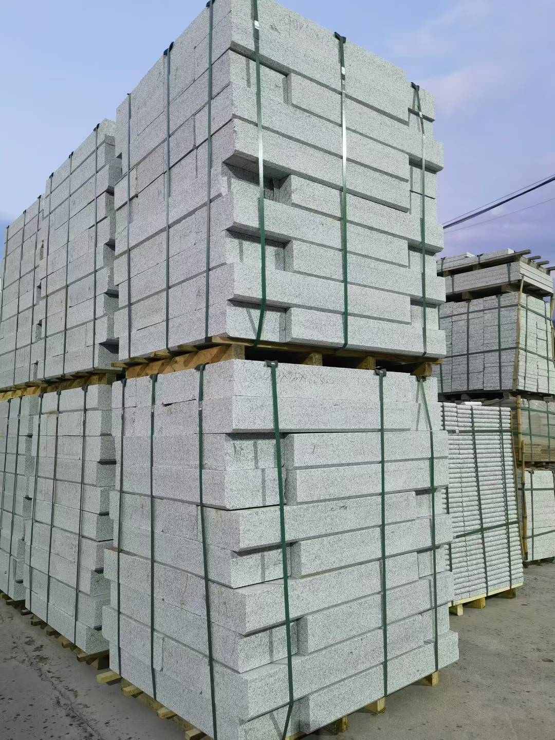 淮北 芝麻白花岗岩路沿石，路缘石，路肩石，道牙，立缘石，马路牙子，街沿石，侧石等