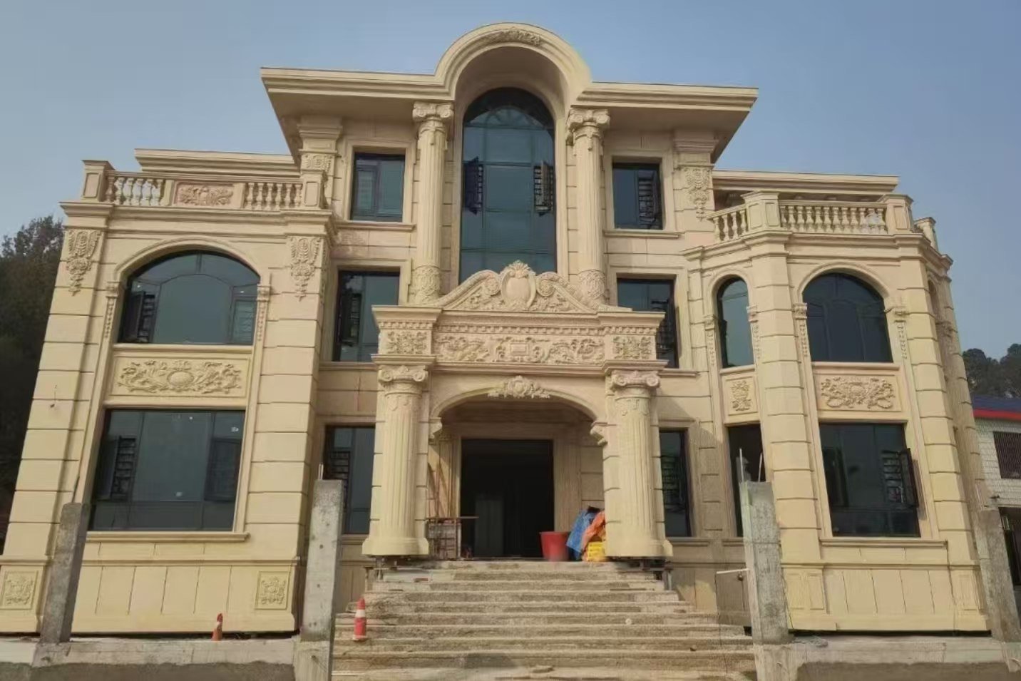 淮北 黄金麻花岗岩别墅外墙干挂